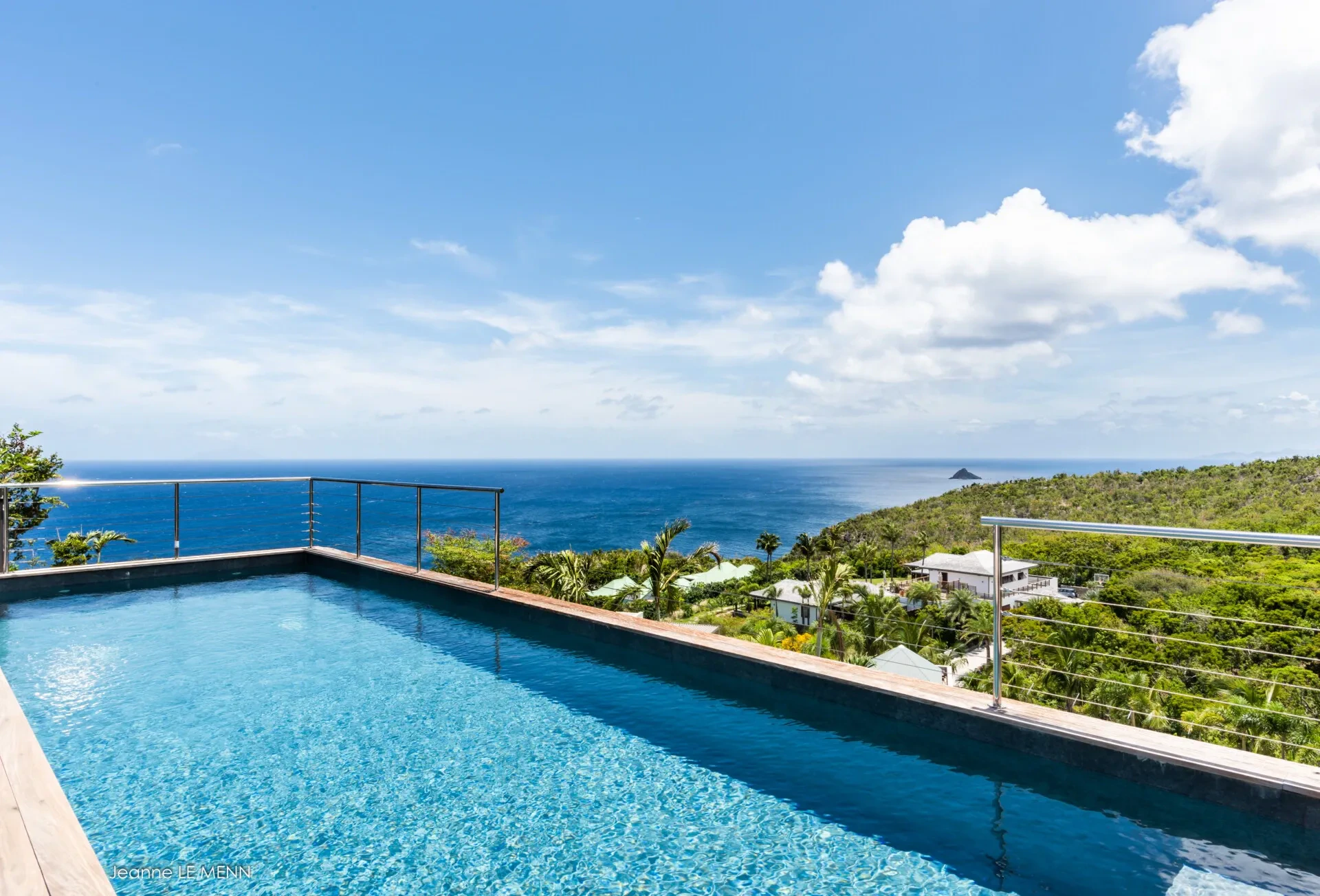 villa avalon 2