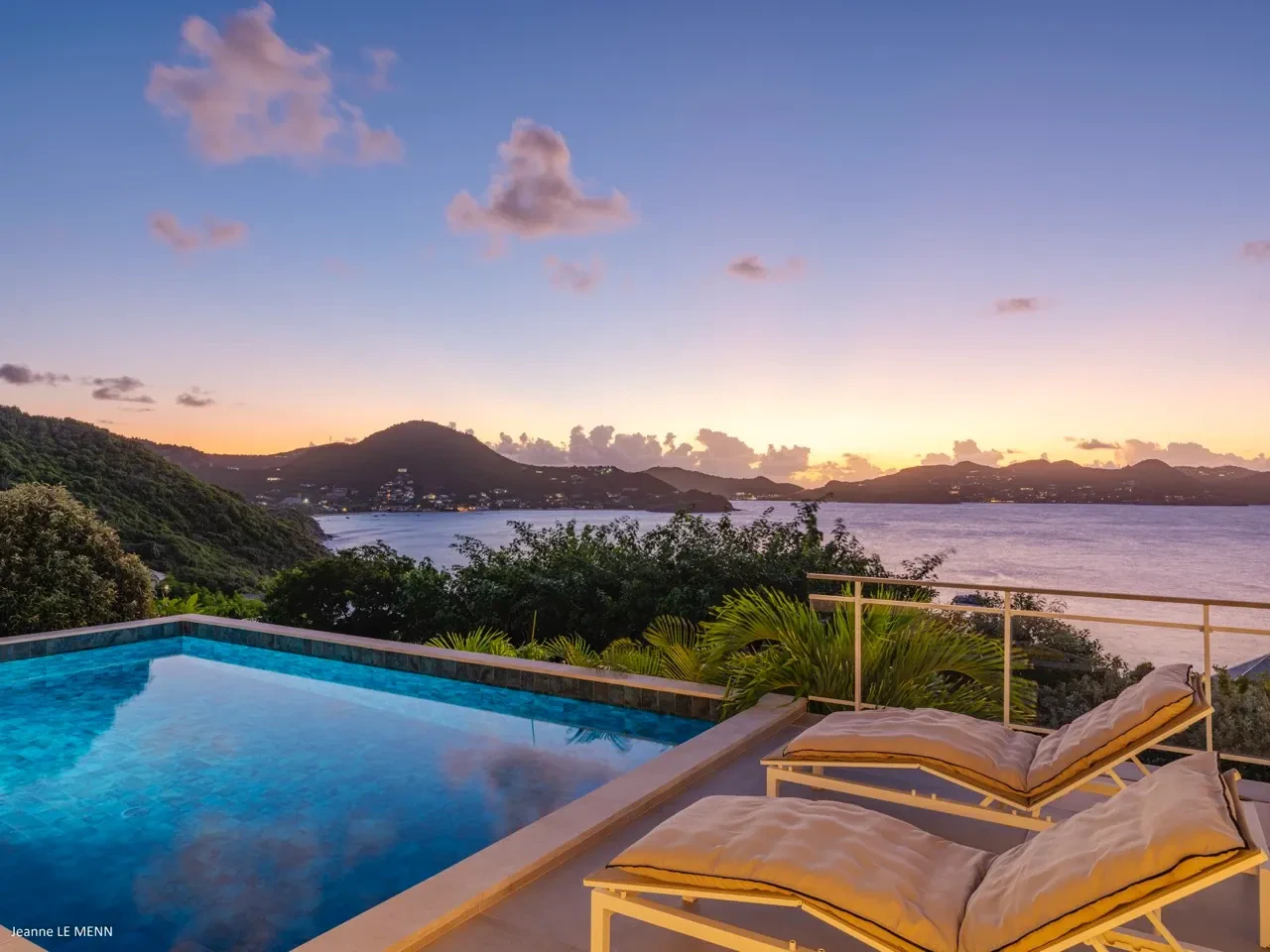 Villa ONLY VIEW