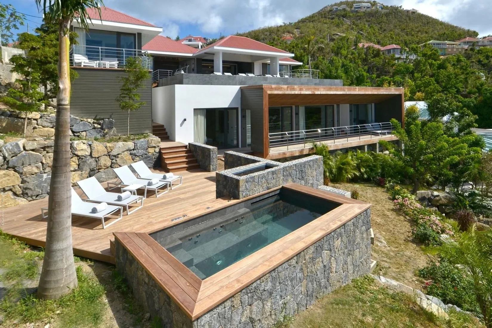 Villa SOURCE
